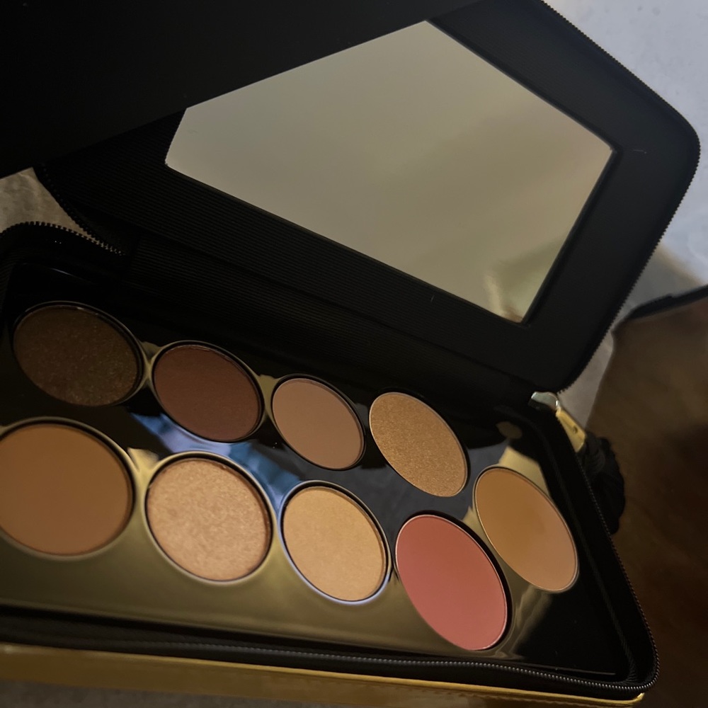 💥 Buy 2 Get 1 Free💥 Marc Jacobs Beauty Object Of Desire Face and Eye Palette